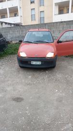 FIAT 600