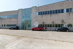 LABORATORIO A SERRAVALLE PISTOIESE