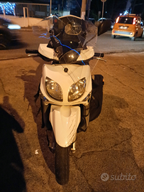 Xenter 150 incidentato