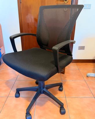Sedia da scrivania ergonomica nera