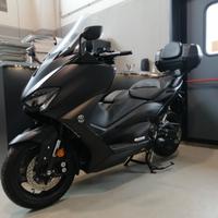 Yamaha TMAX 560 sx
