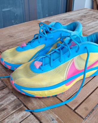 scarpe basket Nike Giannis Freak tg 44.5 