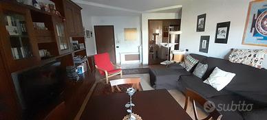 Appartamento in zona Dragoncello (Acilia)