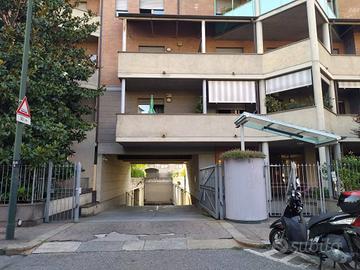 Box / Garage di 13 m² a Torino
