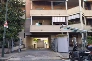 Box / Garage di 13 m² a Torino