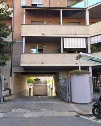 Box / Garage di 13 m² a Torino