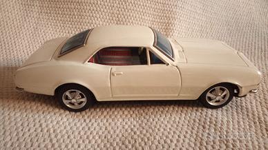 Taiyo Chevrolet Camaro 1967 modellino a batteria