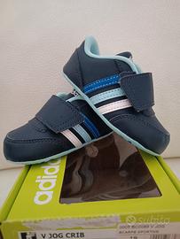 Scarpine  Adidas  nr.19 NUOVE 