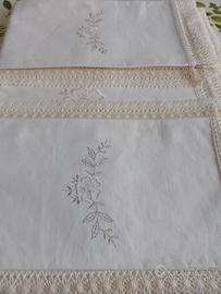lenzuolo ricamato con pizzo