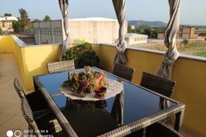 Appartamento con ascensore e terrazza