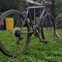 BICICLETTE  MOUNTAIN BIKE USATE 
