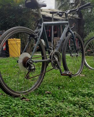 BICICLETTE  MOUNTAIN BIKE USATE 