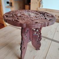 Tavolino Etnico  in legno Intagliato 
