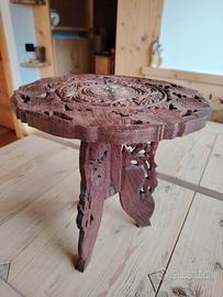 Tavolino Etnico  in legno Intagliato 