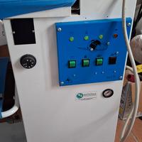 Postazione Stiro Professionale Aspirante Soffiante