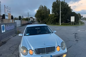 Mercedes E w211 270