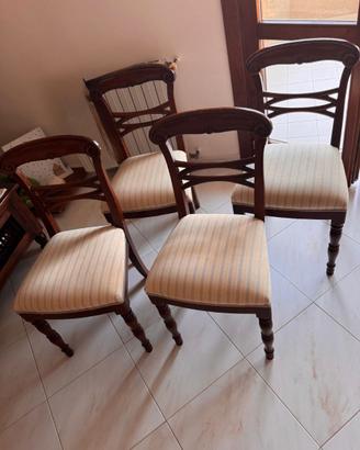 4 sedie in legno massello imbottite