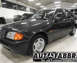 MERCEDES - Classe C - 180 Classic