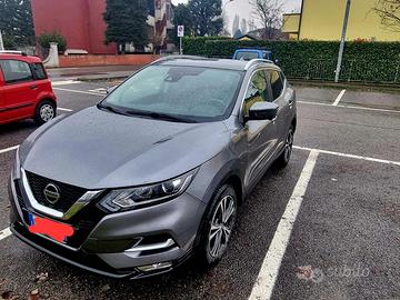 Nissan Qashqai 1.3  140 cv  versione N - Connecta