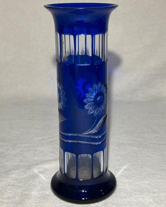 Vaso in cristallo blu con incisione 26 cm