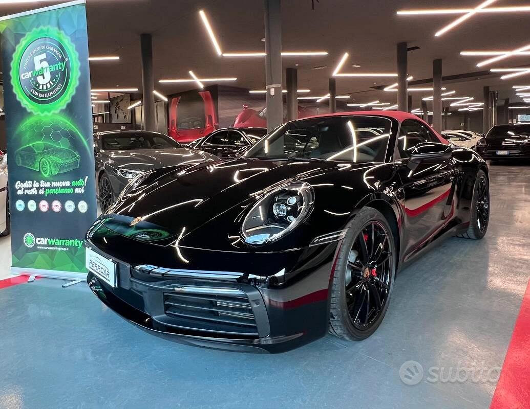PORSCHE 911 (992)