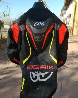 tuta moto 48 come NUOVA!! berik