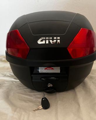 Bauletto GIVI B29 + piastra MONOLOCK
