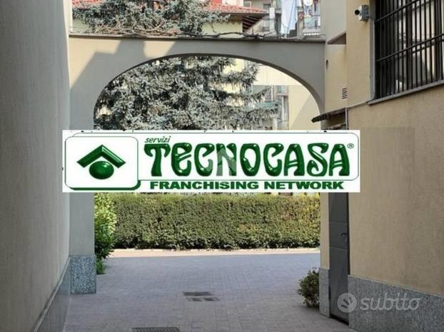 2 LOCALI A CASSINA DE' PECCHI