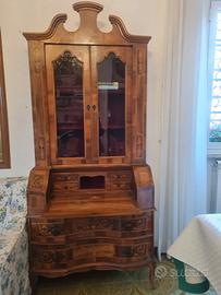 Elegante ribalta con alzata in legno