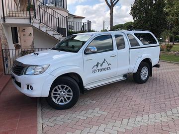 Toyota Hilux - Extra Cab 2013