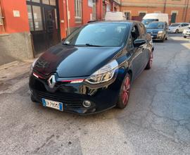 Renault Clio anno 2013 km 140.000
