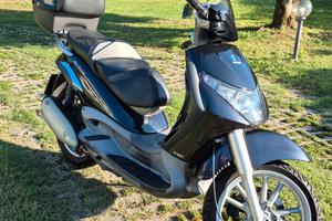Piaggio Beverly 250 (Anno 2005)