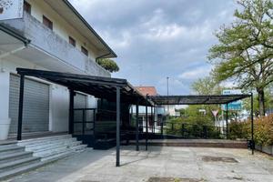 Locale bar località balneare