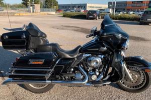 Harley-Davidson Touring Electra Glide - 2011