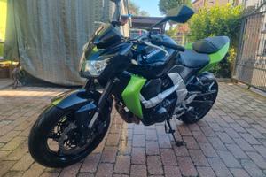 KAWASAKI Z750