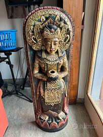 Scultura Antica Asiatica di Legno