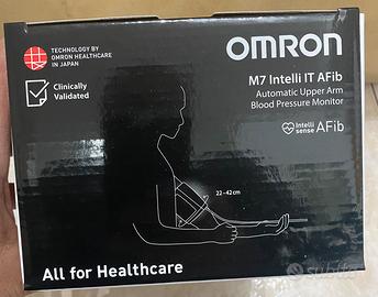 Omron M7 misuratore pressione sangue Intelli Afib