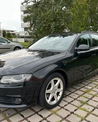Audi A4 Avant 2.0 TDI Advanced