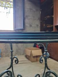 tavolo in ferro e vetro