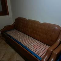 divano letto in pelle  a tre piazze  in pelle