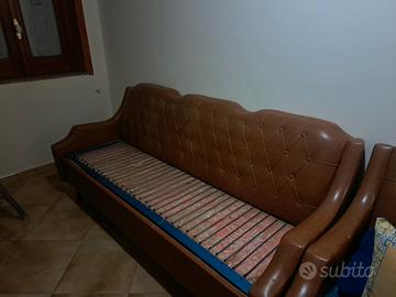 divano letto in pelle  a tre piazze  in pelle