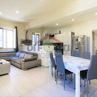 Ampio Appartamento con Garage in zona alta