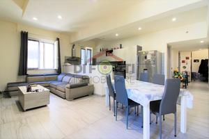 Ampio Appartamento con Garage in zona alta