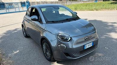 Fiat 500E 2021, 70000Km