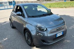 Fiat 500E 2021, 70000Km