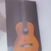 Chitarra Yamaha C40 elettrificata