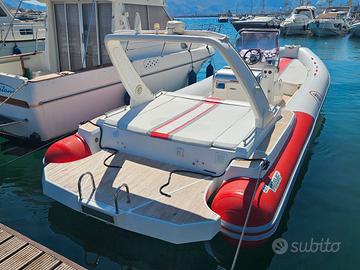 gommone Altamarea Wave 27 efb