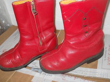 Stivaletti in pelle rosso