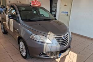 Lancia Ypsilon 1.2 69 CV 5 porte S&S Platinum