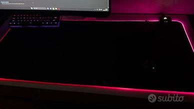 Mouse pad MM700 RGB formato esteso